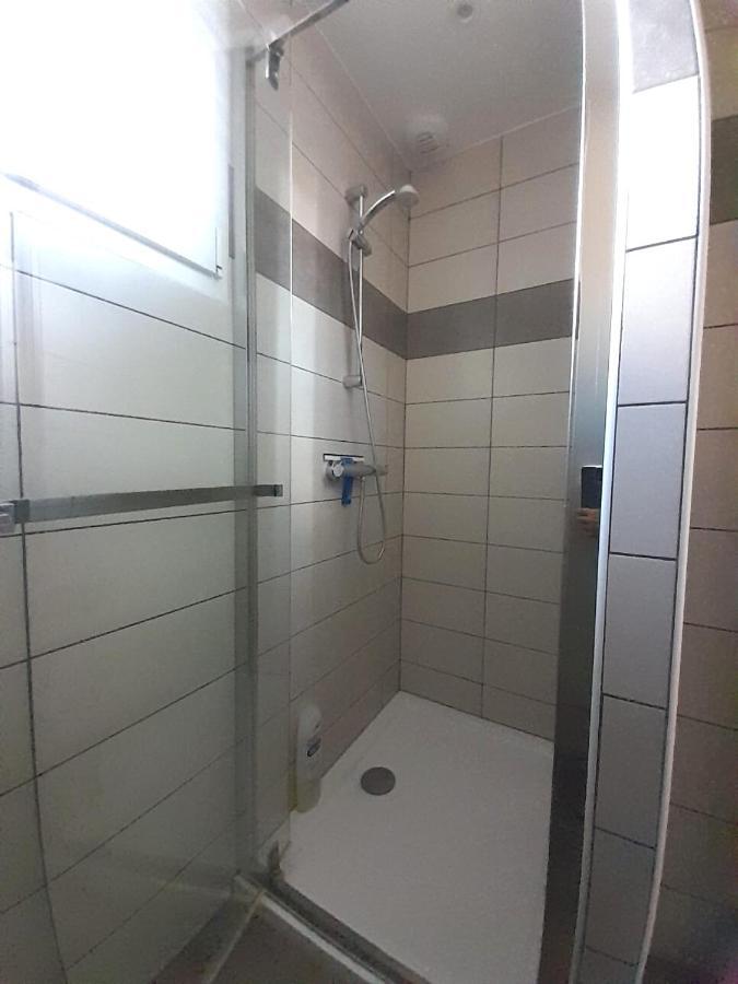 La Pause Sous Le Pin B&B Chambres D'Hotes Capestang Dış mekan fotoğraf