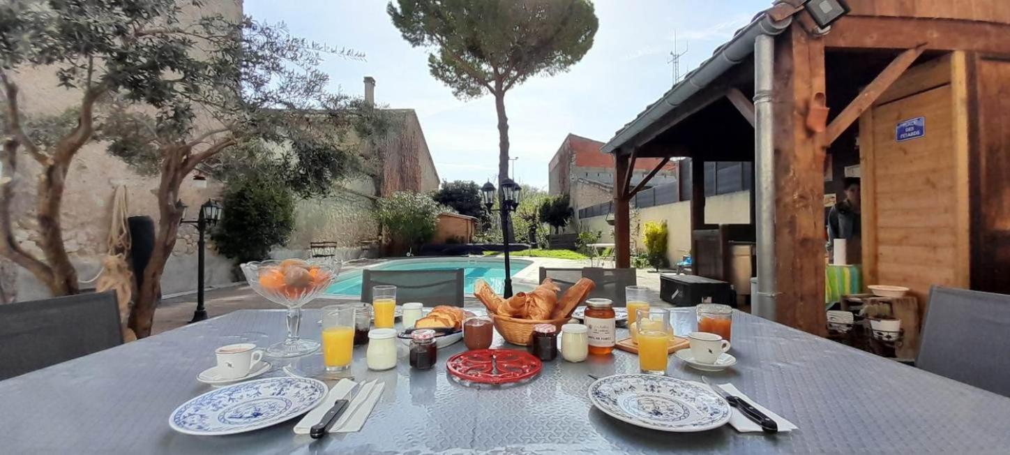 La Pause Sous Le Pin B&B Chambres D'Hotes Capestang Dış mekan fotoğraf